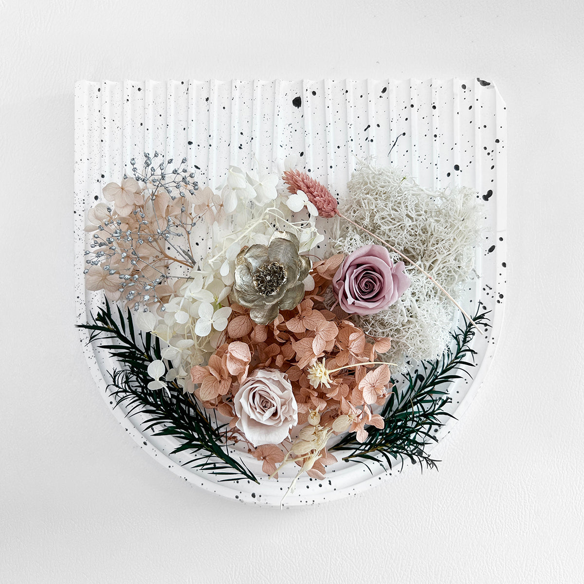 Blooms by Amora Bluetooth Dome B (2Roses&Anemone)-Blt006bp-10*14cm