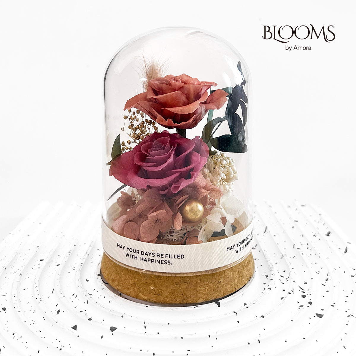 Preserved flowers for decoration Dried boutonnieres Dried floral arrangements  Flowers [natural] Dried plants for decoration  Dried flowers for decoration Natural plants and flowers Blooms by Amora Cork Base Dome B (2Roses)-Cor008bp-8.5*12cm